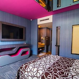 Queen Suite